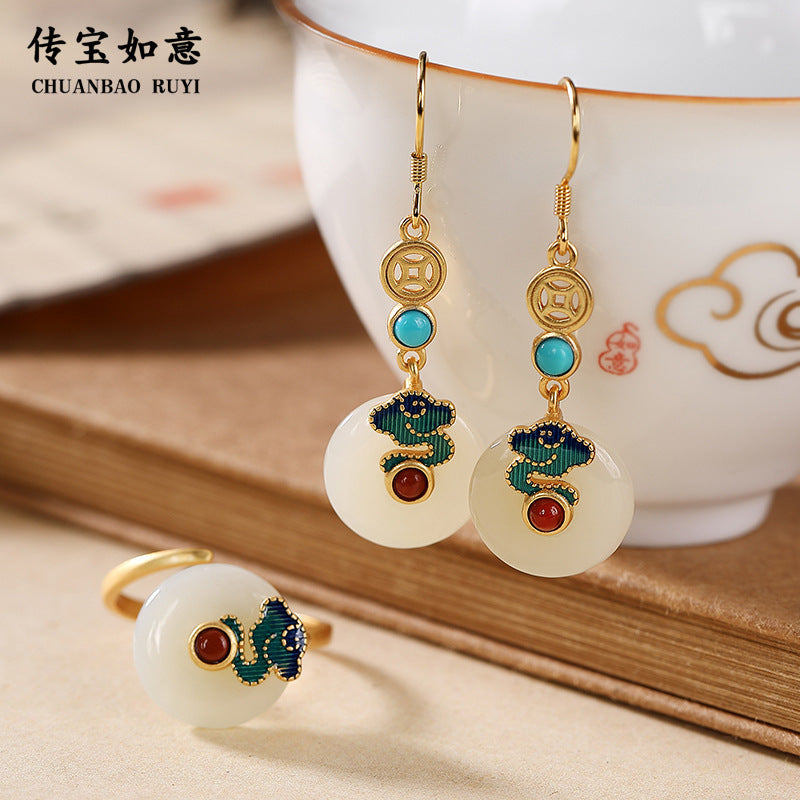 Beautiful Gold Earring with Unique Style