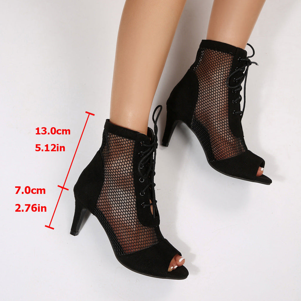 Graceful Orthopedic Sandals for Modern Look