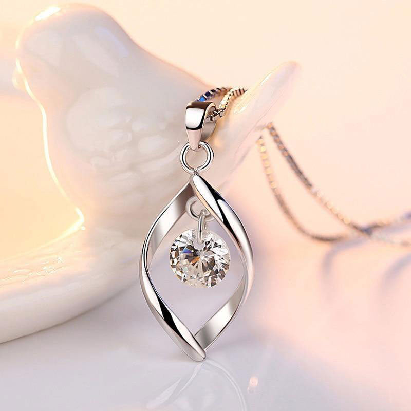 Stunning Necklace for Daily Wear