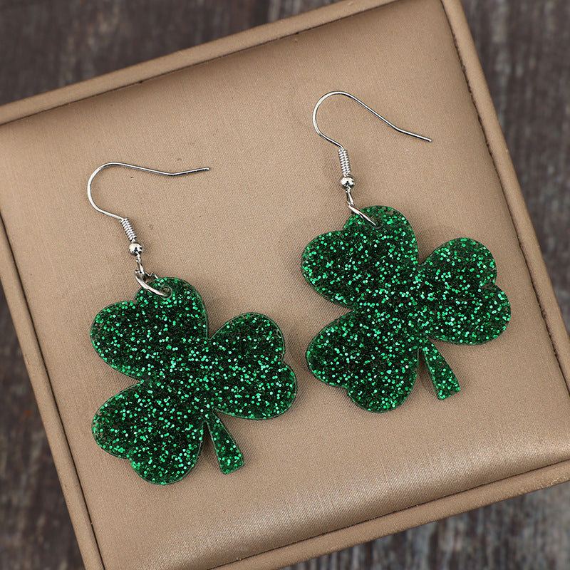 Charming Earring for Any Occasion