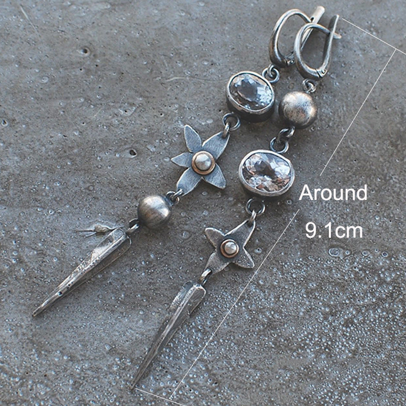 Beautiful Silver Earring with Unique Style