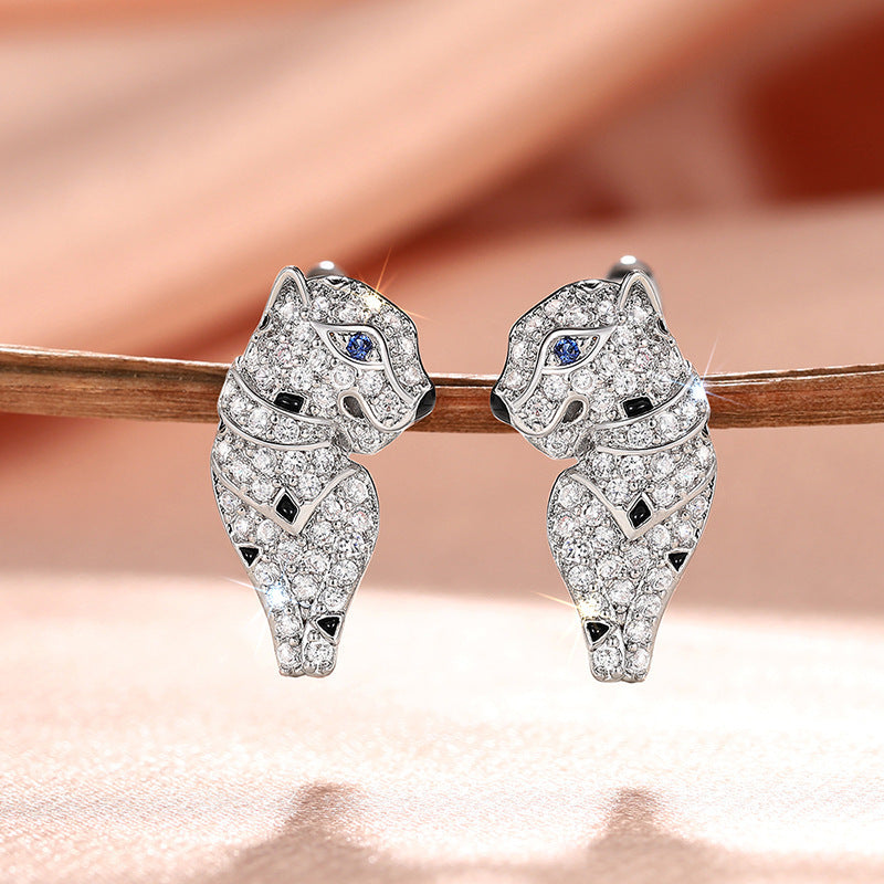 Classic Earring with Timeless Appeal