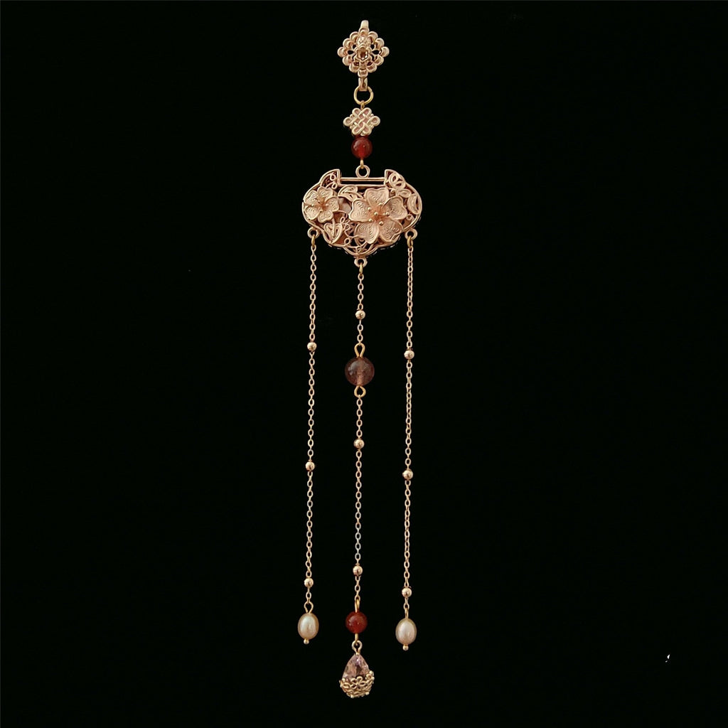 Classic Pearl Pendant with Timeless Appeal