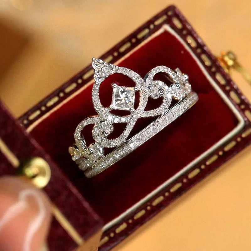 Beautiful Ring with Unique Style