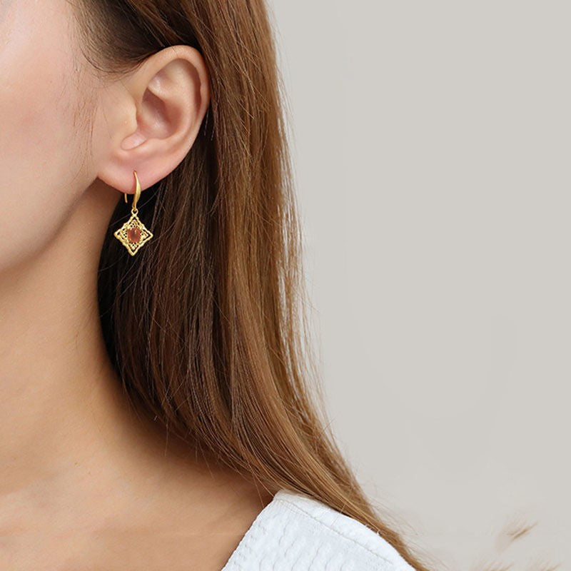 Vintage Handmade Gold Earring