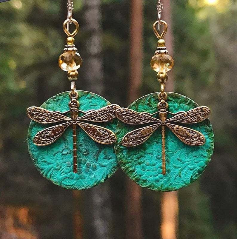 Classic Earring with Timeless Appeal