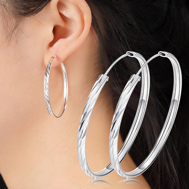Romantic Earring for Special Moments