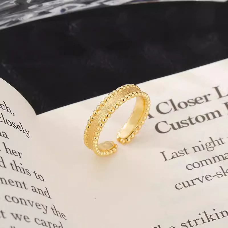 Romantic Gold Ring for Special Moments