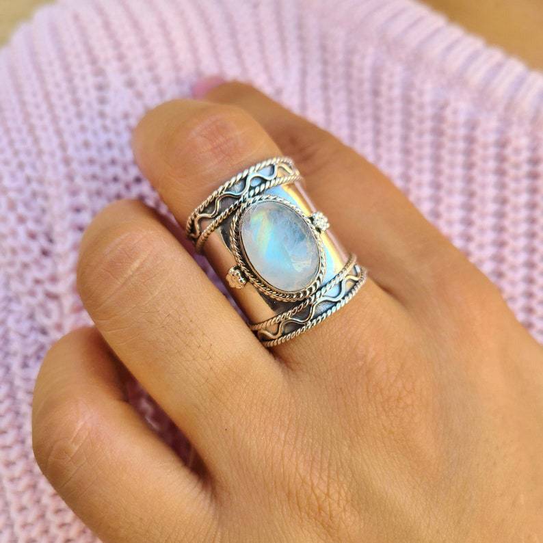 Romantic Silver Ring for Special Moments
