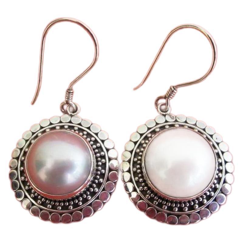 Classic Earring with Timeless Appeal