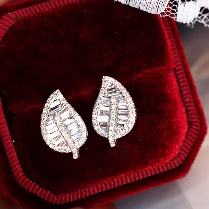 Romantic Earring for Special Moments