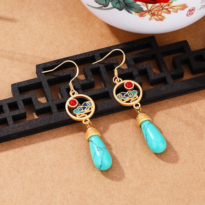 Stunning Gold Earring for Daily Wear