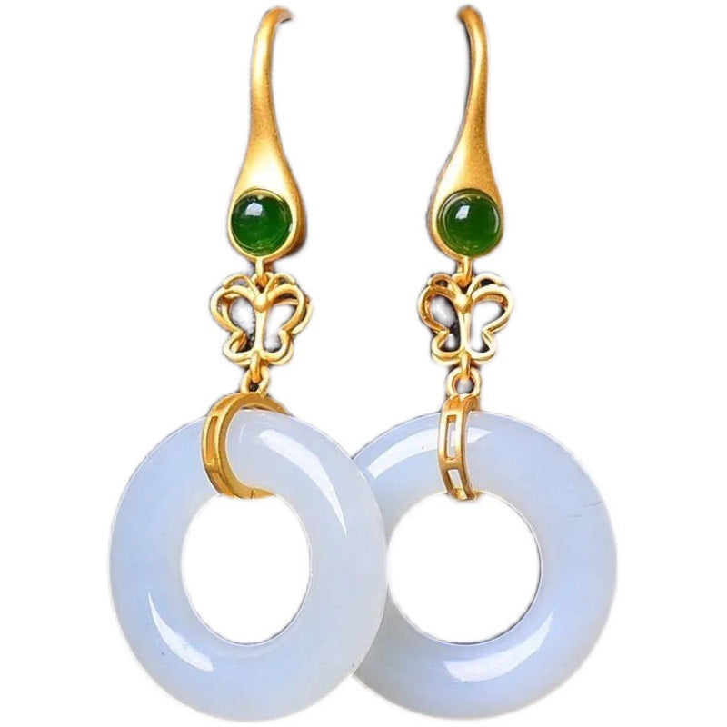 Charming Gold Earring for Any Occasion