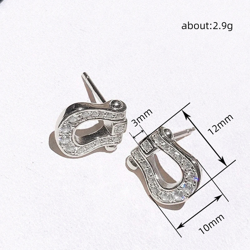 Classic Earring with Timeless Appeal