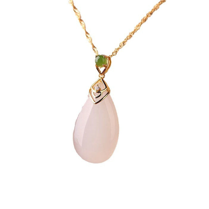 Charming Gold Necklace for Any Occasion