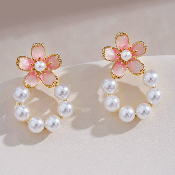 Classic Pearl Earring with Timeless Appeal