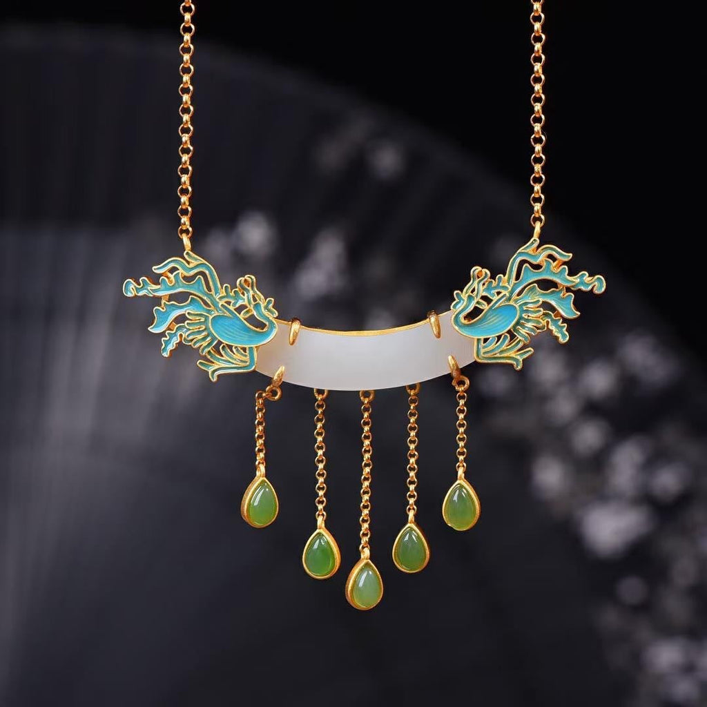Charming Gold Set for Any Occasion