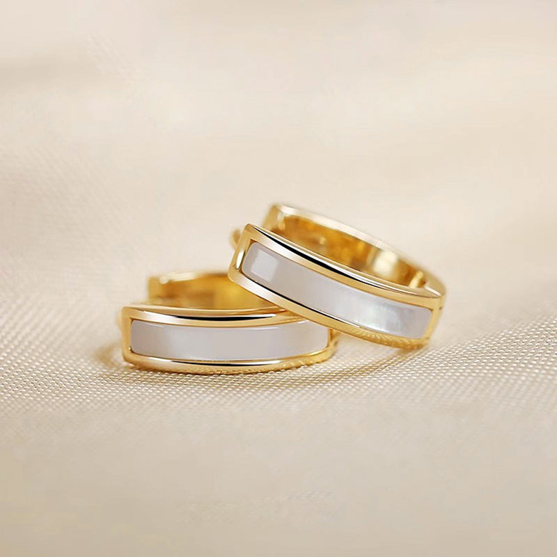 Charming Piece for Any Occasion