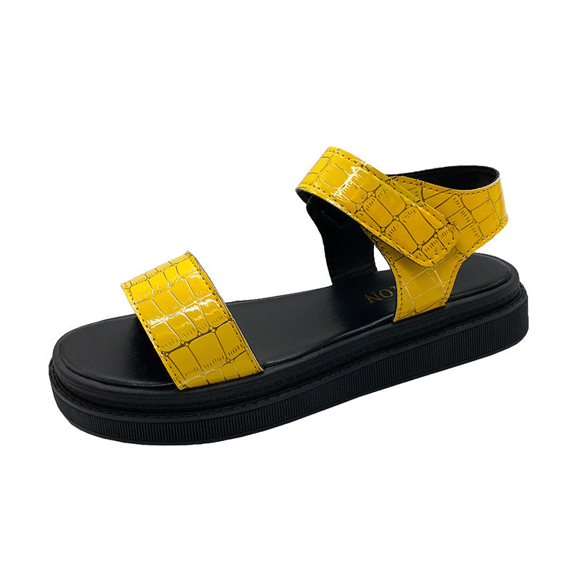 Graceful Orthopedic Sandals for Modern Look