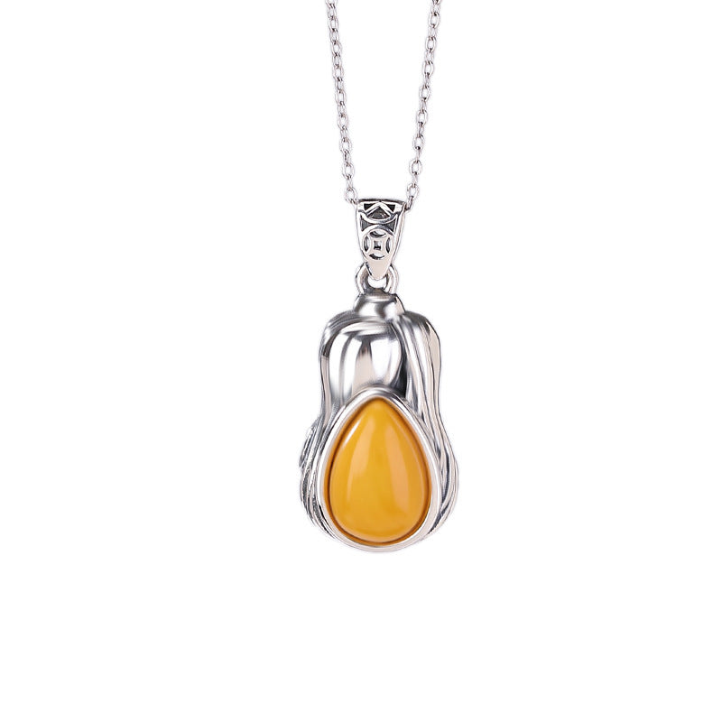 Romantic Silver Necklace for Special Moments