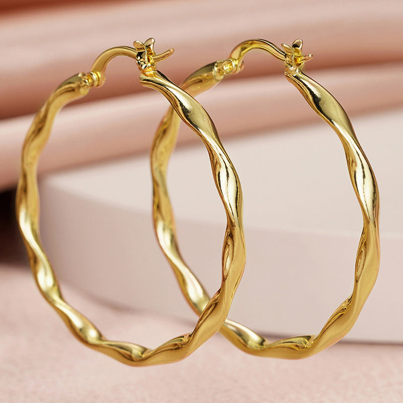 Classic Earring with Timeless Appeal