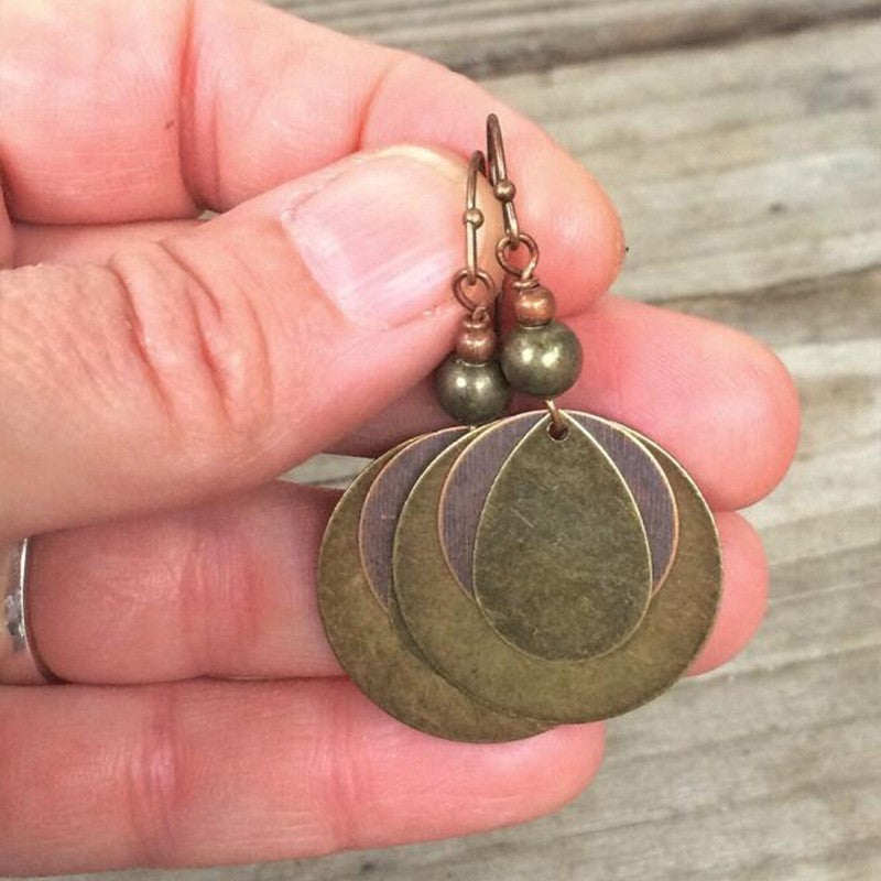 Charming Earring for Any Occasion