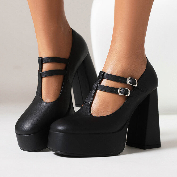 Graceful Orthopedic Sandals for Modern Look