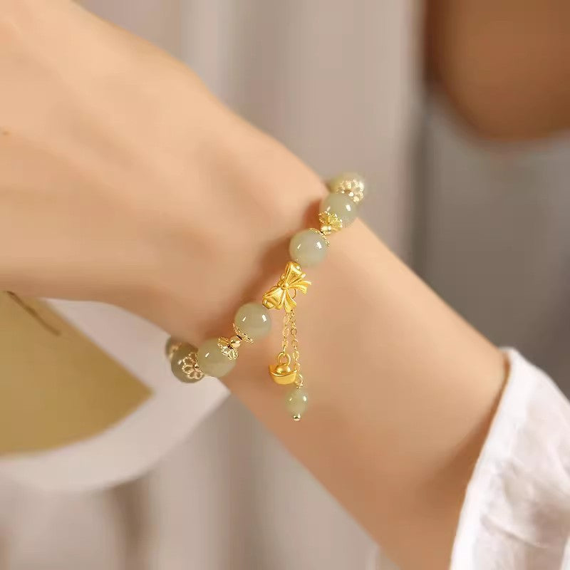 Stunning Silver Bracelet for Daily Wear