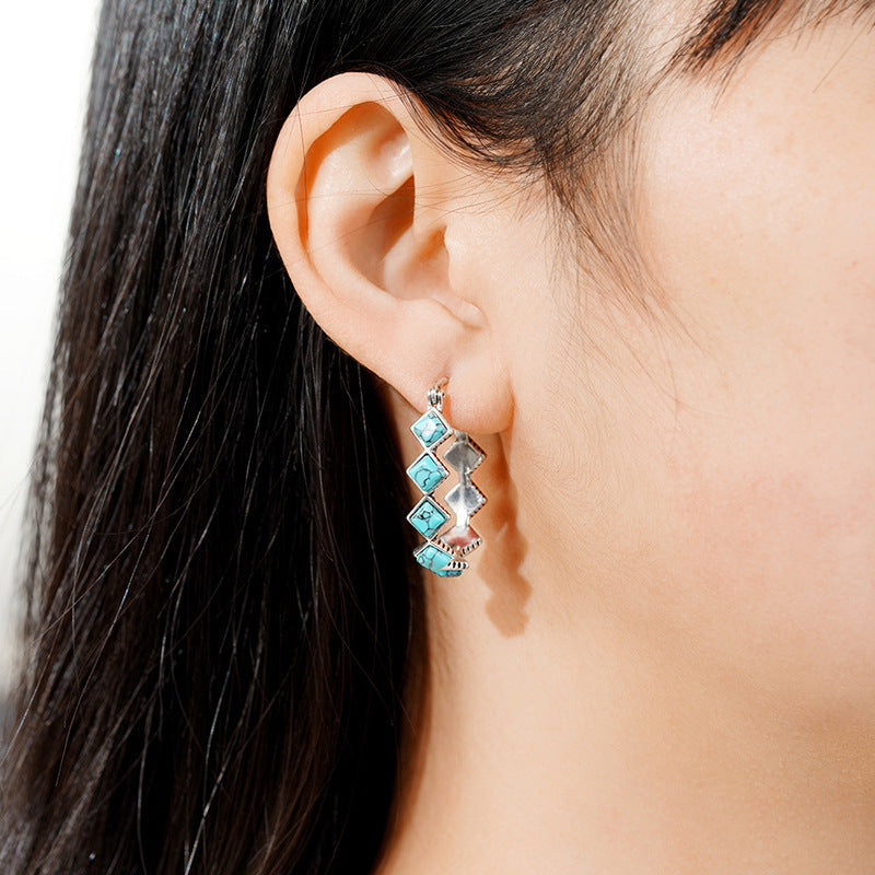 Stunning Earring for Daily Wear