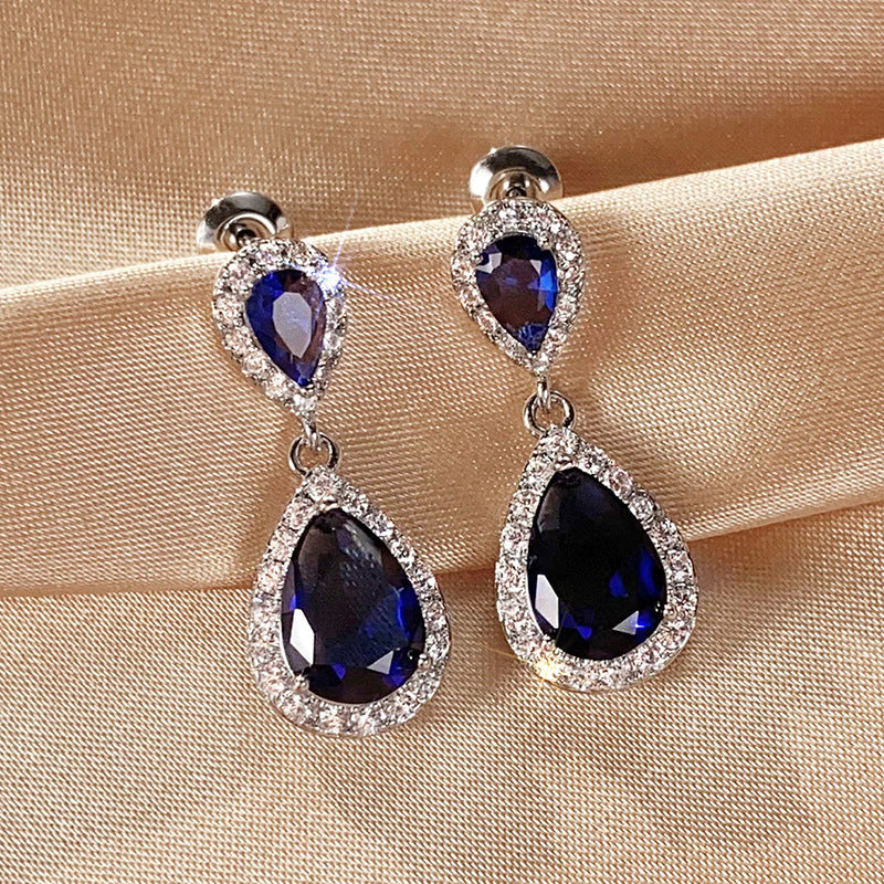 Stunning Earring for Daily Wear