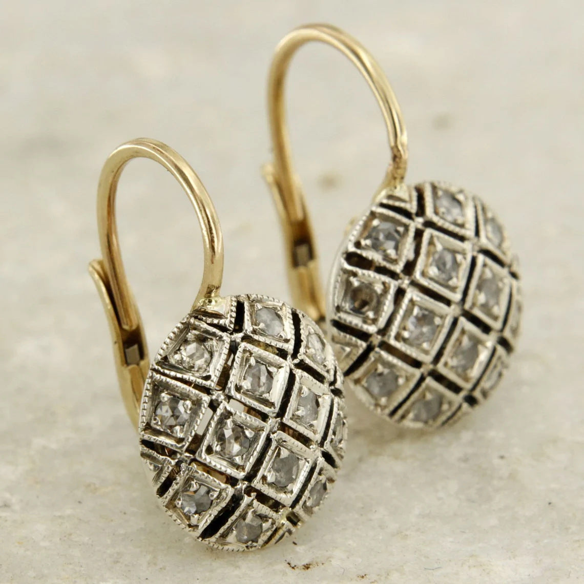 Elegant Earring for Every Occasion