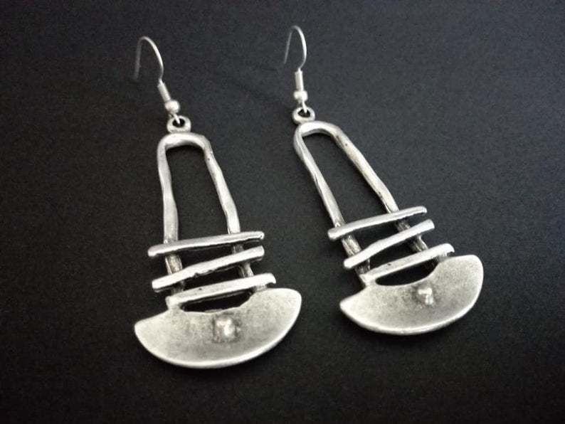 Classic Earring with Timeless Appeal