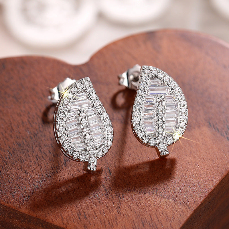 Romantic Earring for Special Moments