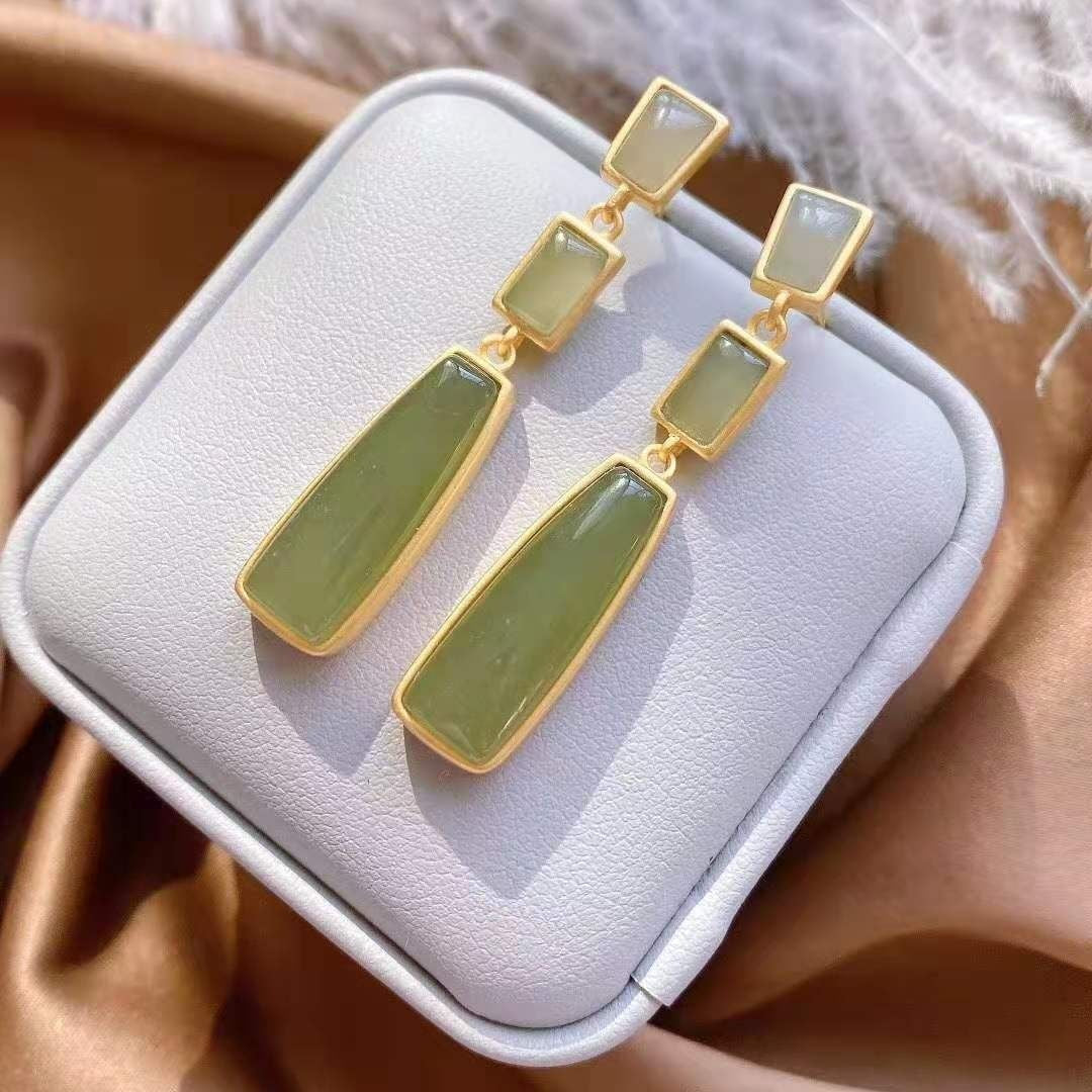 Stunning Earring for Daily Wear
