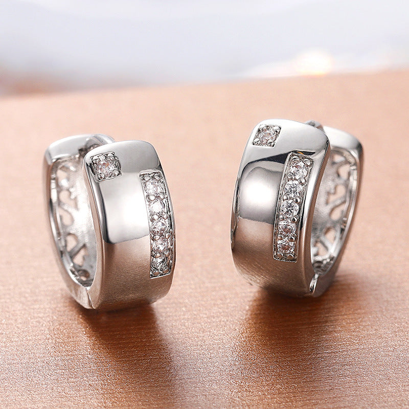 Classic Earring with Timeless Appeal