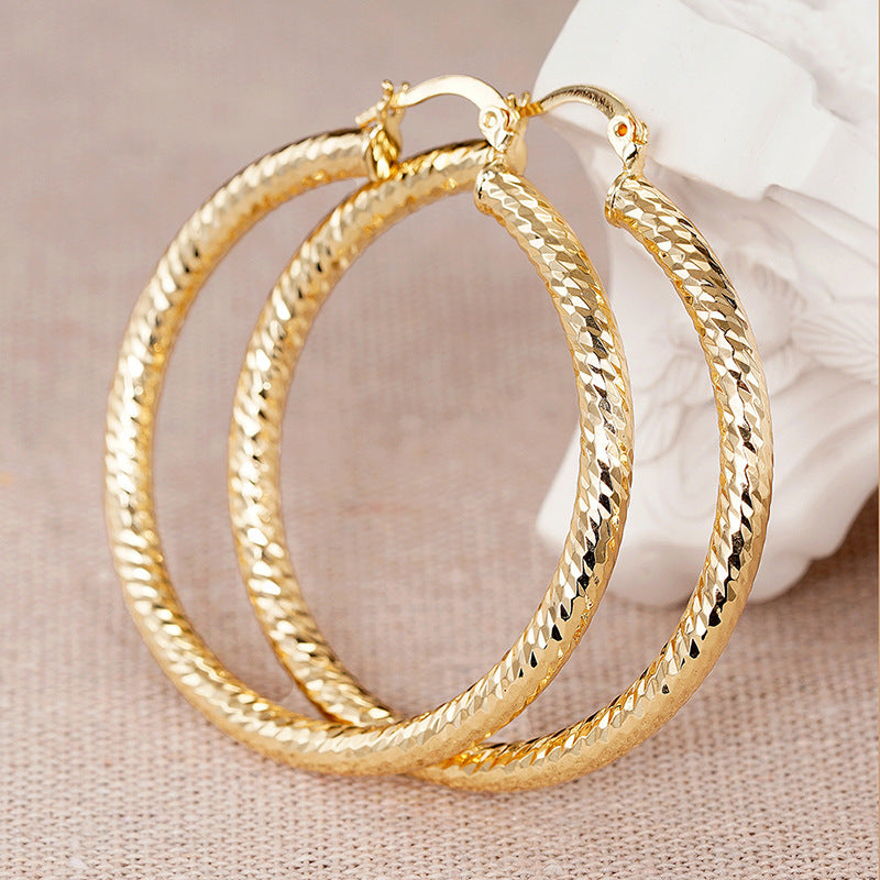 Classic Earring with Timeless Appeal