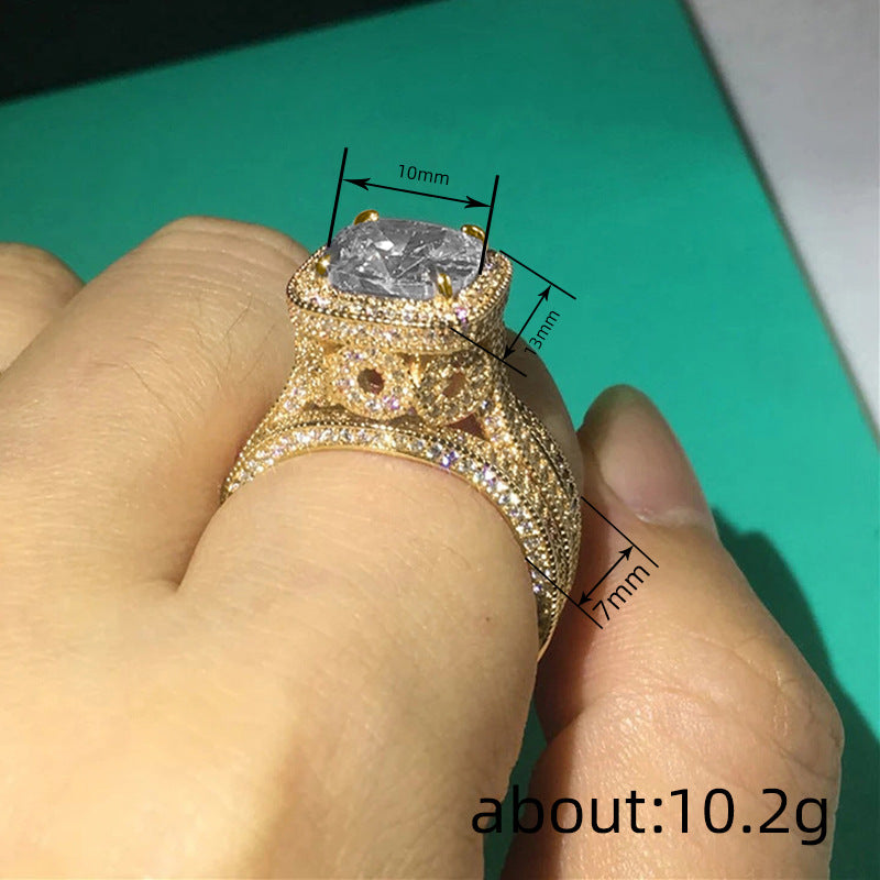 Beautiful Piece with Unique Style