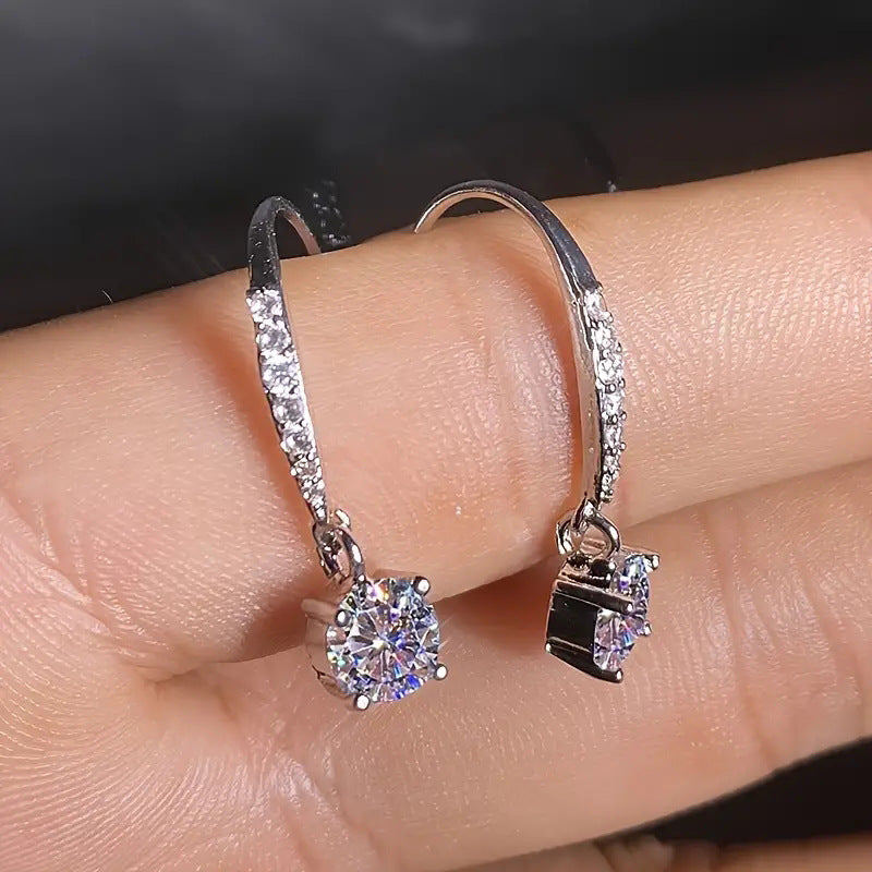 Charming Earring for Any Occasion