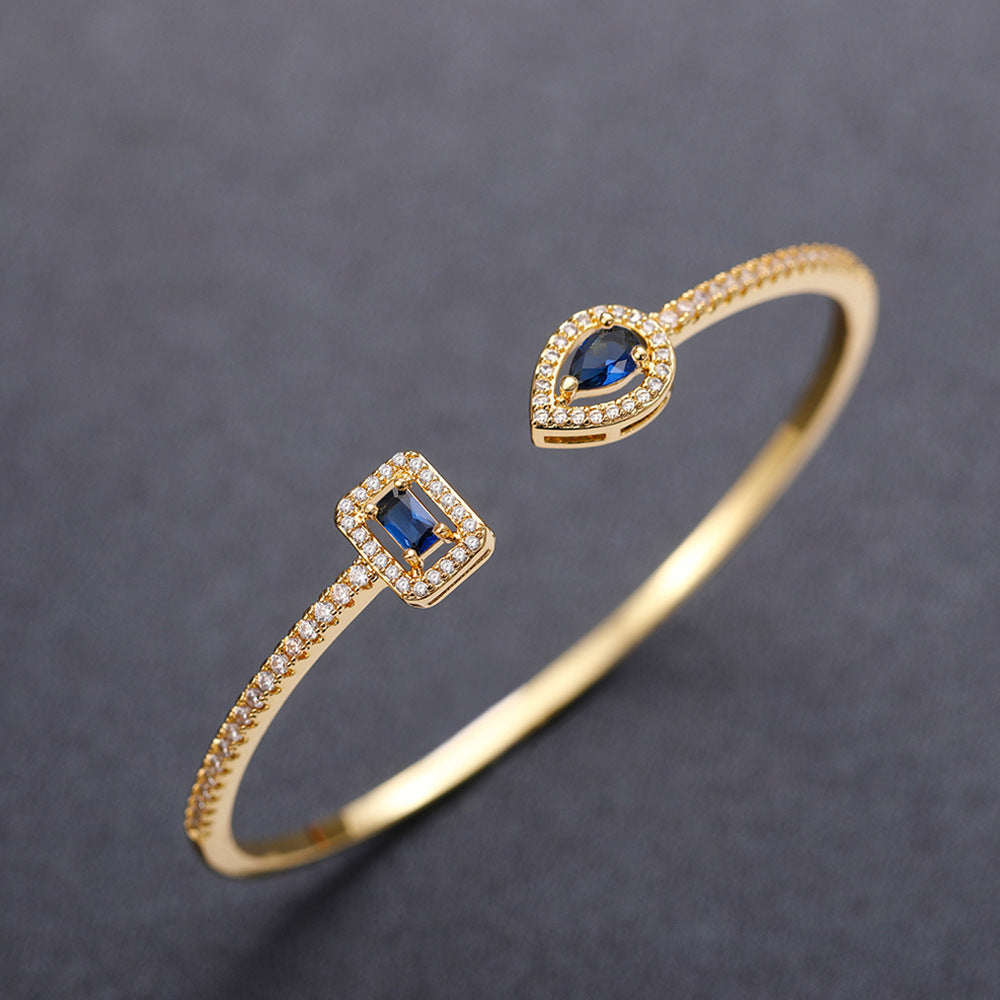 Beautiful Bracelet with Unique Style