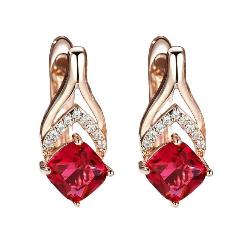 Stunning Gold Earring for Daily Wear