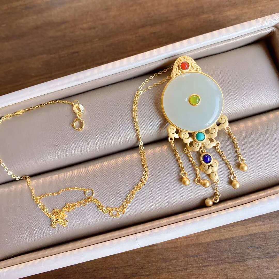 Romantic Necklace for Special Moments