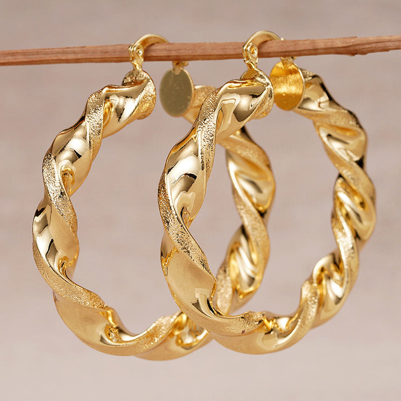 Classic Earring with Timeless Appeal