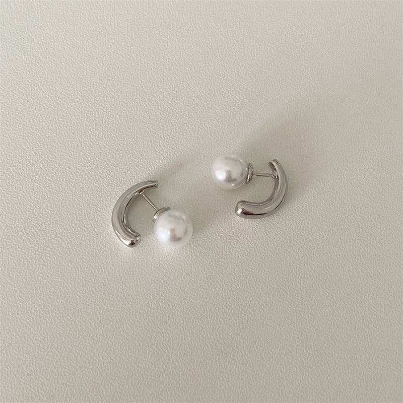 Stunning Pearl Earring for Daily Wear