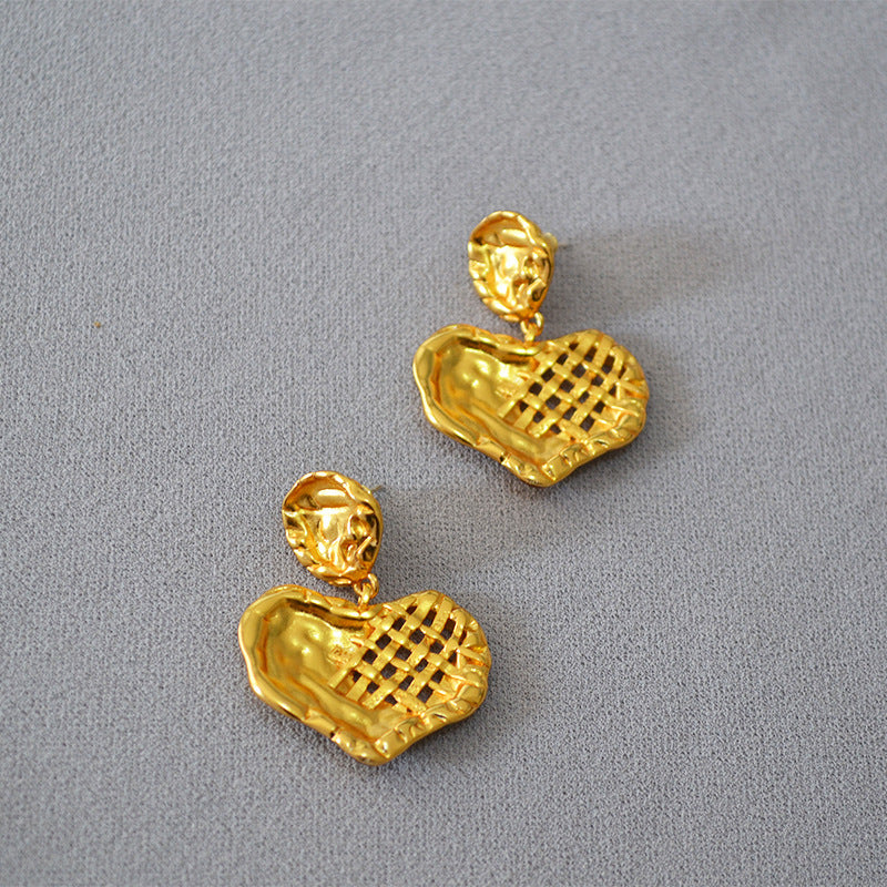 Vintage Handmade Gold Earring