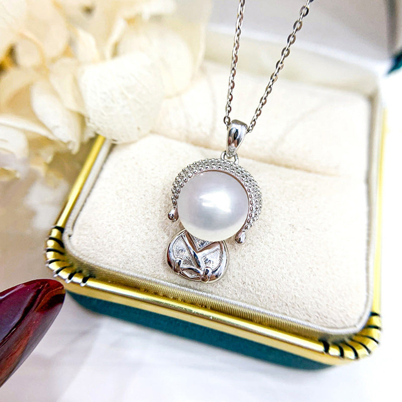 Vintage Handmade Pearl Necklace