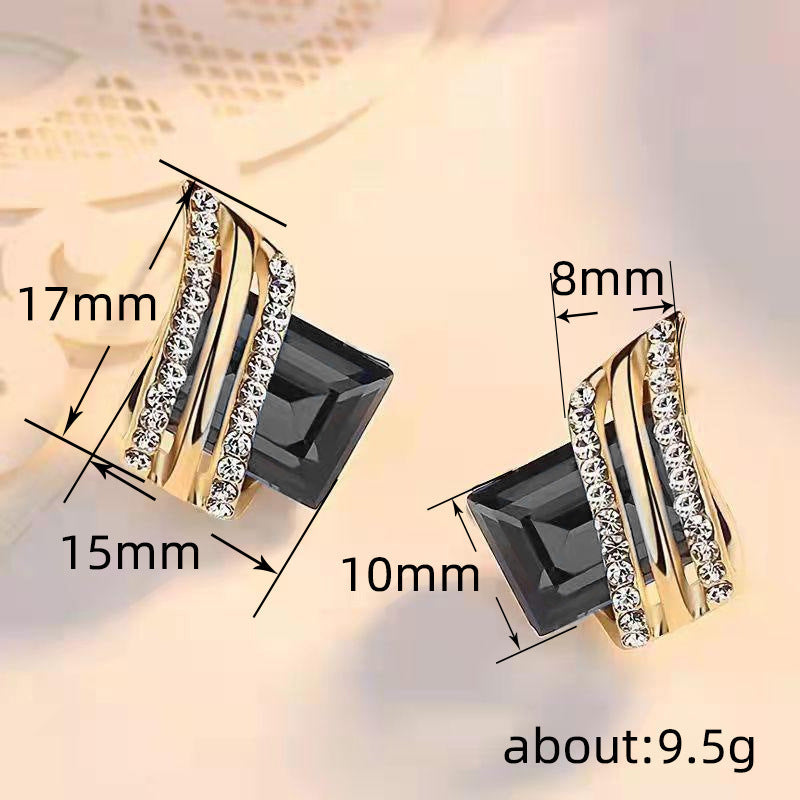 Stunning Earring for Daily Wear