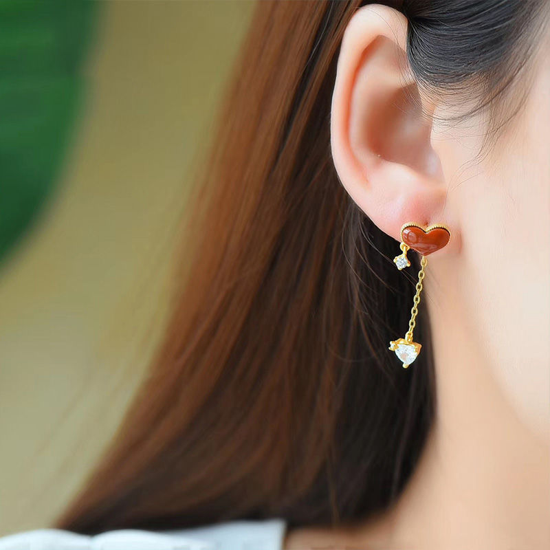 Beautiful Gold Earring with Unique Style