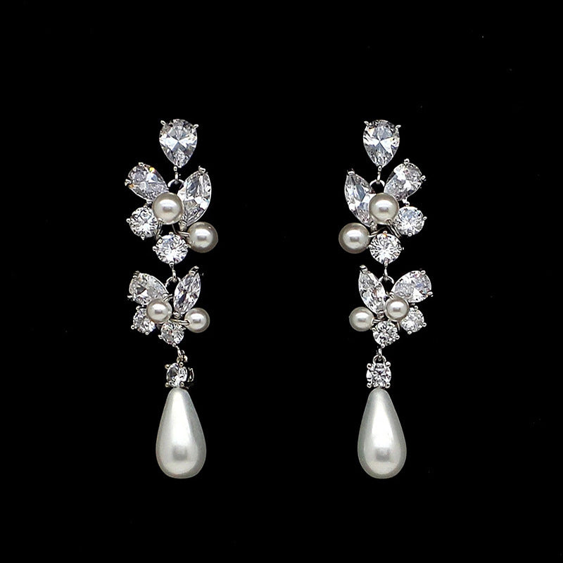 Classic Pearl Earring with Timeless Appeal