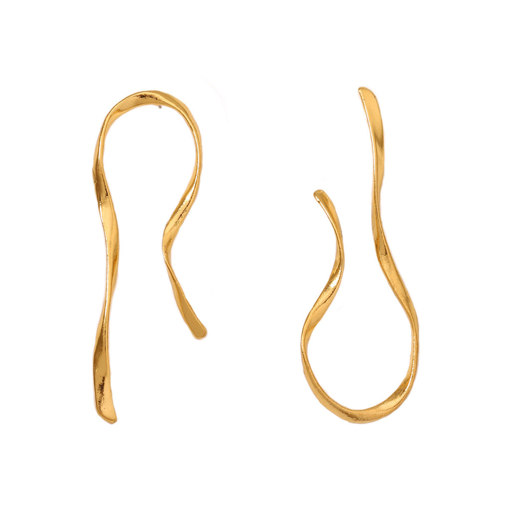 Classic Earring with Timeless Appeal