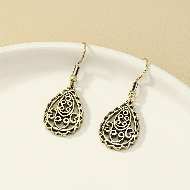 Vintage Handmade Earring